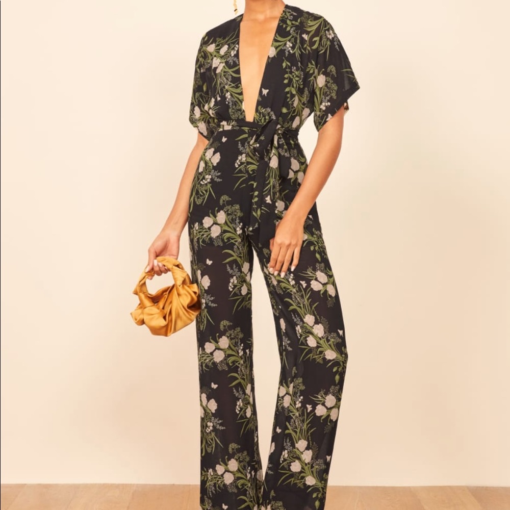 NWT Reformation Lemongrass jumpsuit in Anastasia 2 - Picture 3 of 7